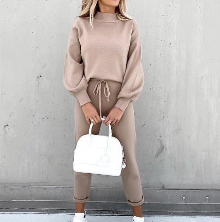 Stylish Women's Pullover and Pants Set