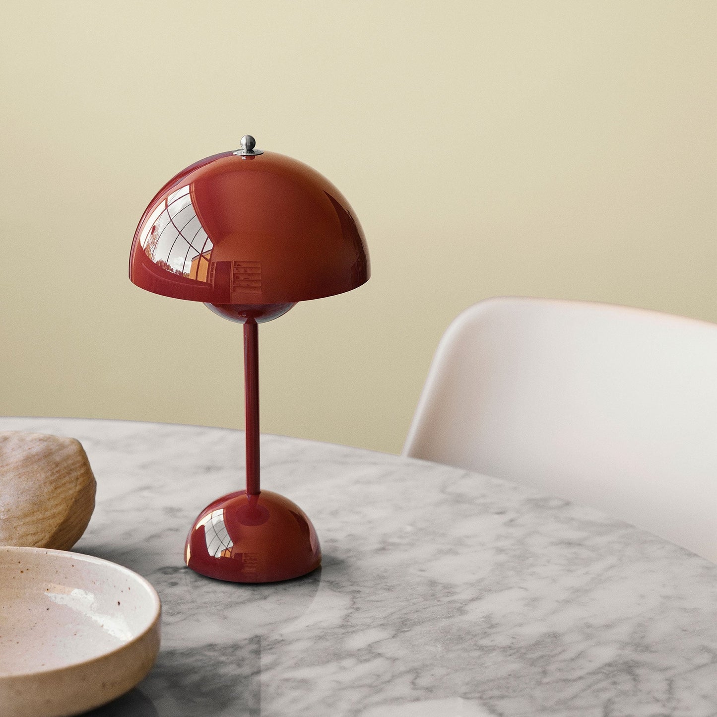 Dimmable Wireless LED Table Lamp - MoonGlow Design