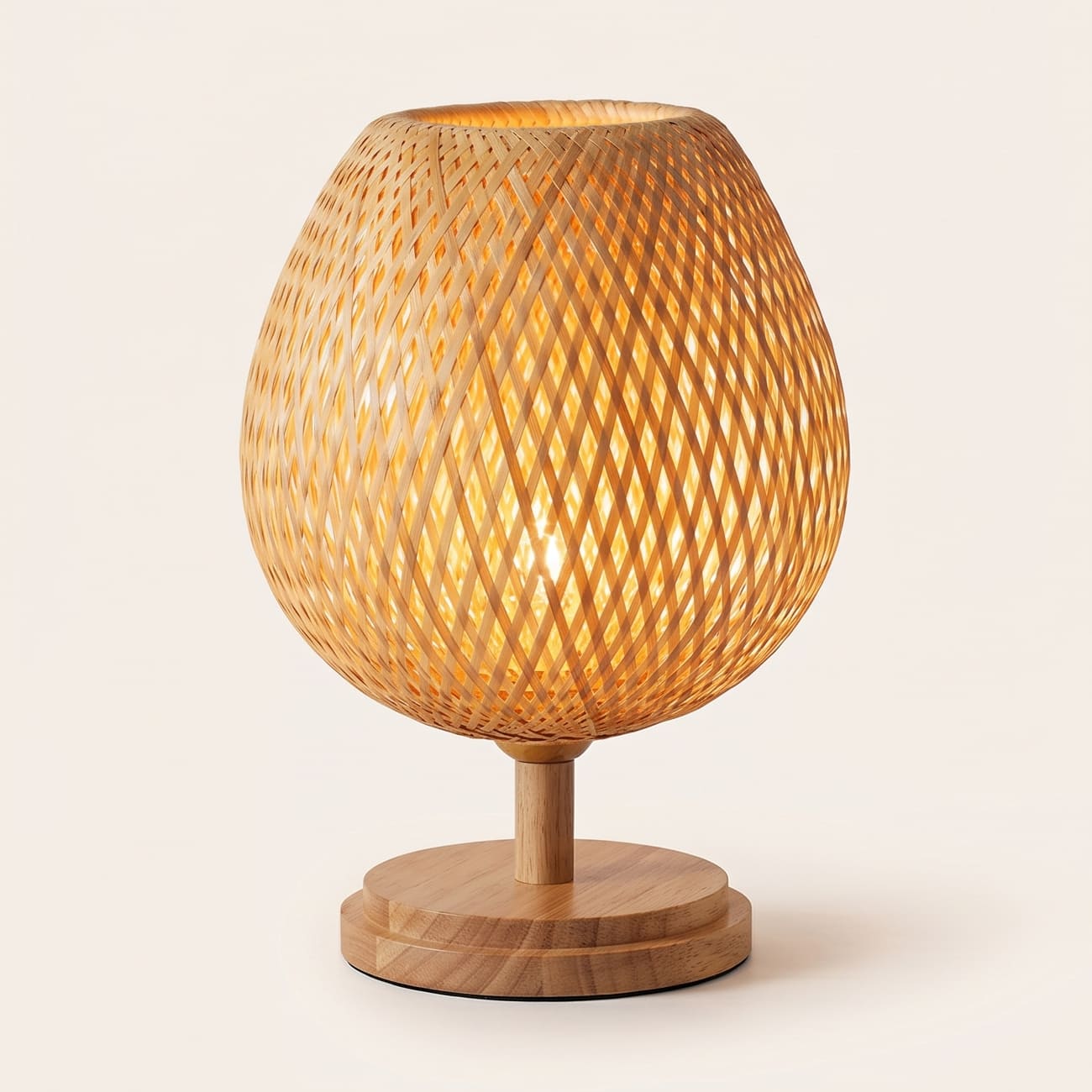 Vintage Bamboo Table Lamp with Rustic Charm