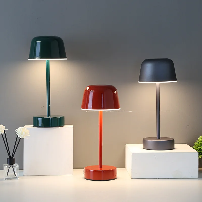 Dynamic LED Table Lamp with Adjustable Color and Brightness