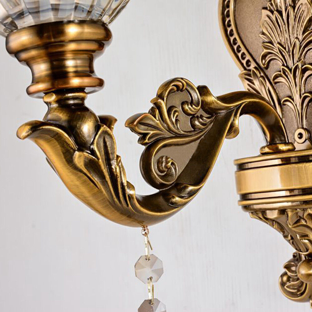 Elegant Vintage Gold Wall Lamp with Adjustable Lighting