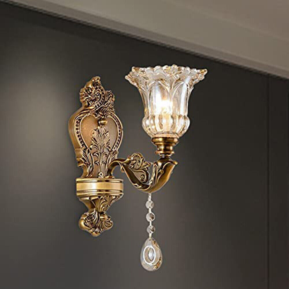 Elegant Vintage Gold Wall Lamp with Adjustable Lighting