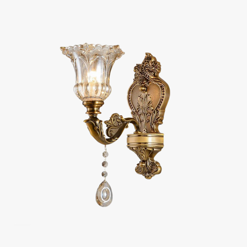 Elegant Vintage Gold Wall Lamp with Adjustable Lighting