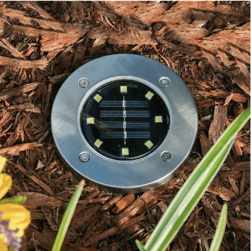 Solar Rechargeable Outdoor Lamp - Weather-Resistant Garden Light