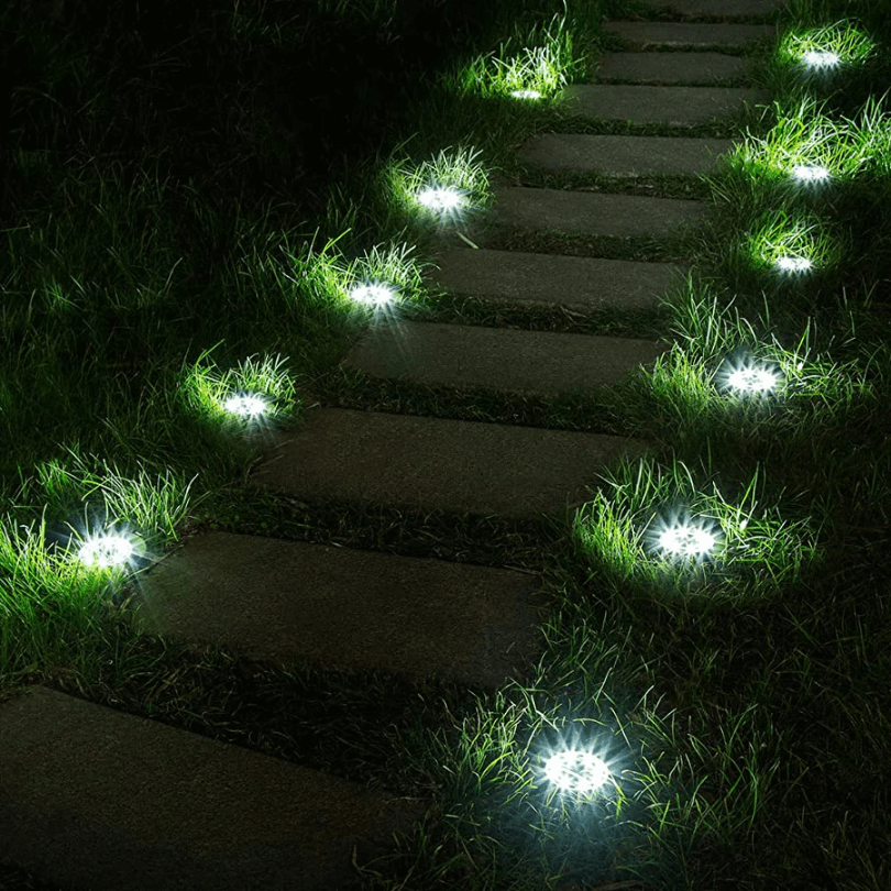 Solar Rechargeable Outdoor Lamp - Weather-Resistant Garden Light
