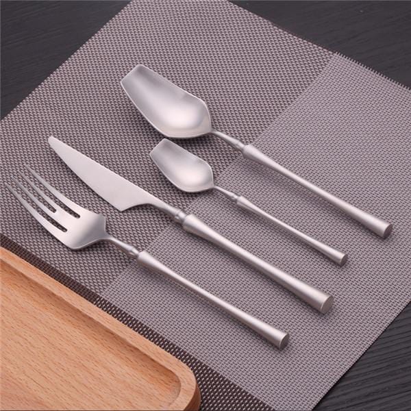 Luxurious Gold Cutlery Dining Set