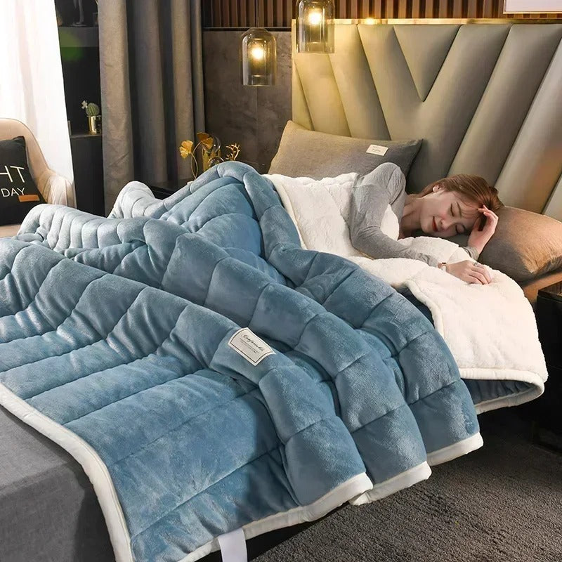 Coral Fleece Flannel Throw Blanket for Autumn Winter