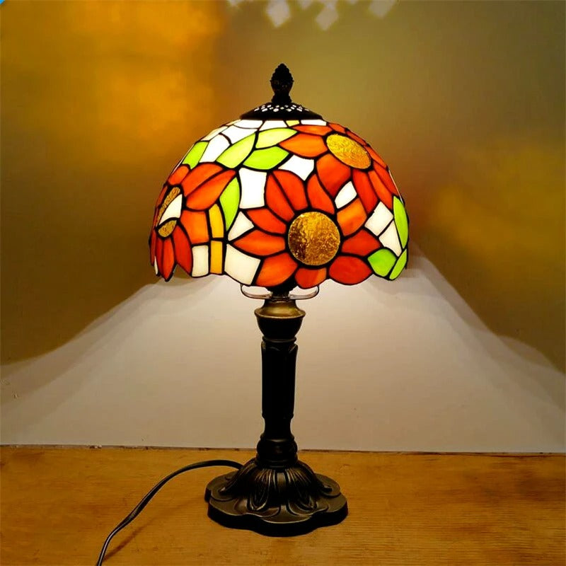 Baroque Vintage LED Table Lamp with Tiffany Glass
