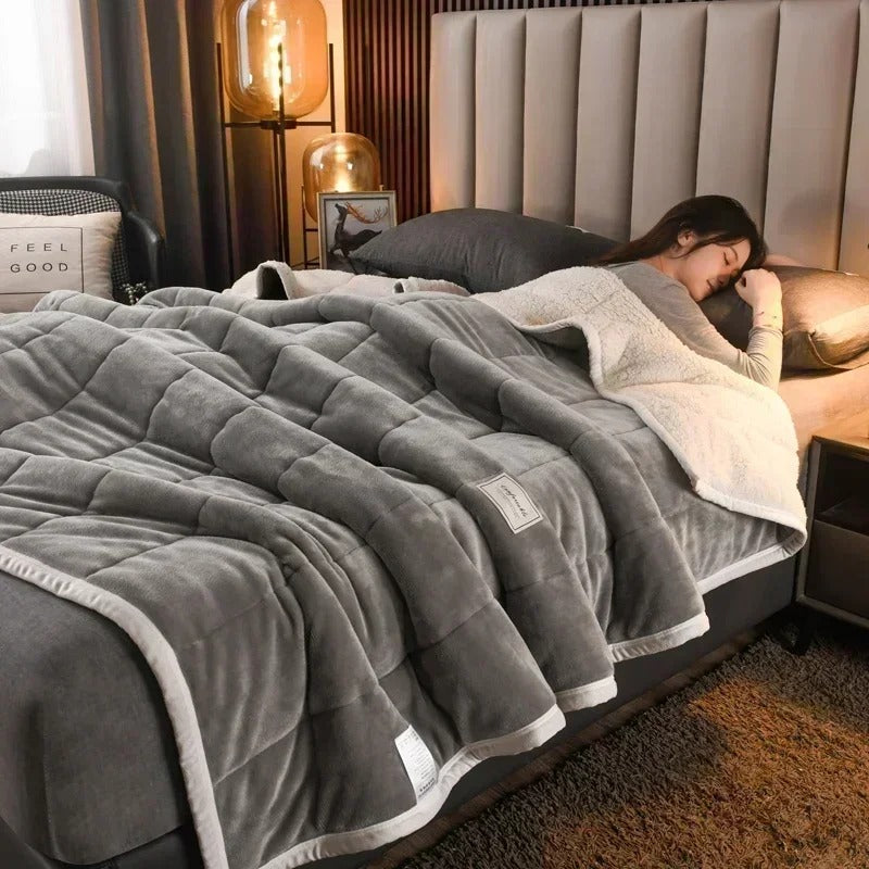 Coral Fleece Flannel Throw Blanket for Autumn Winter