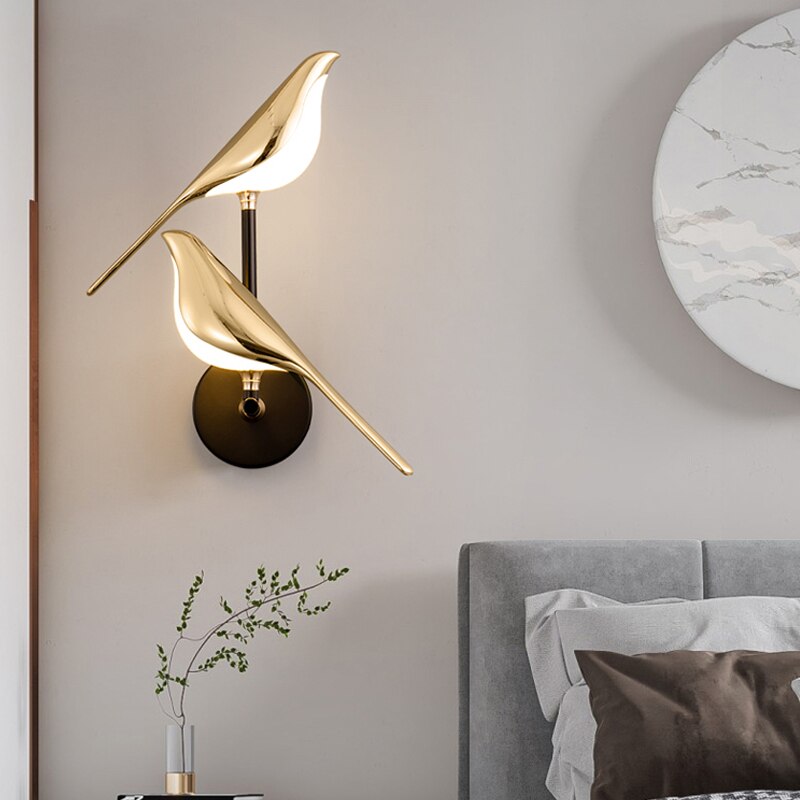 Modern Bird-Shaped Adjustable Wall Light in Aluminum