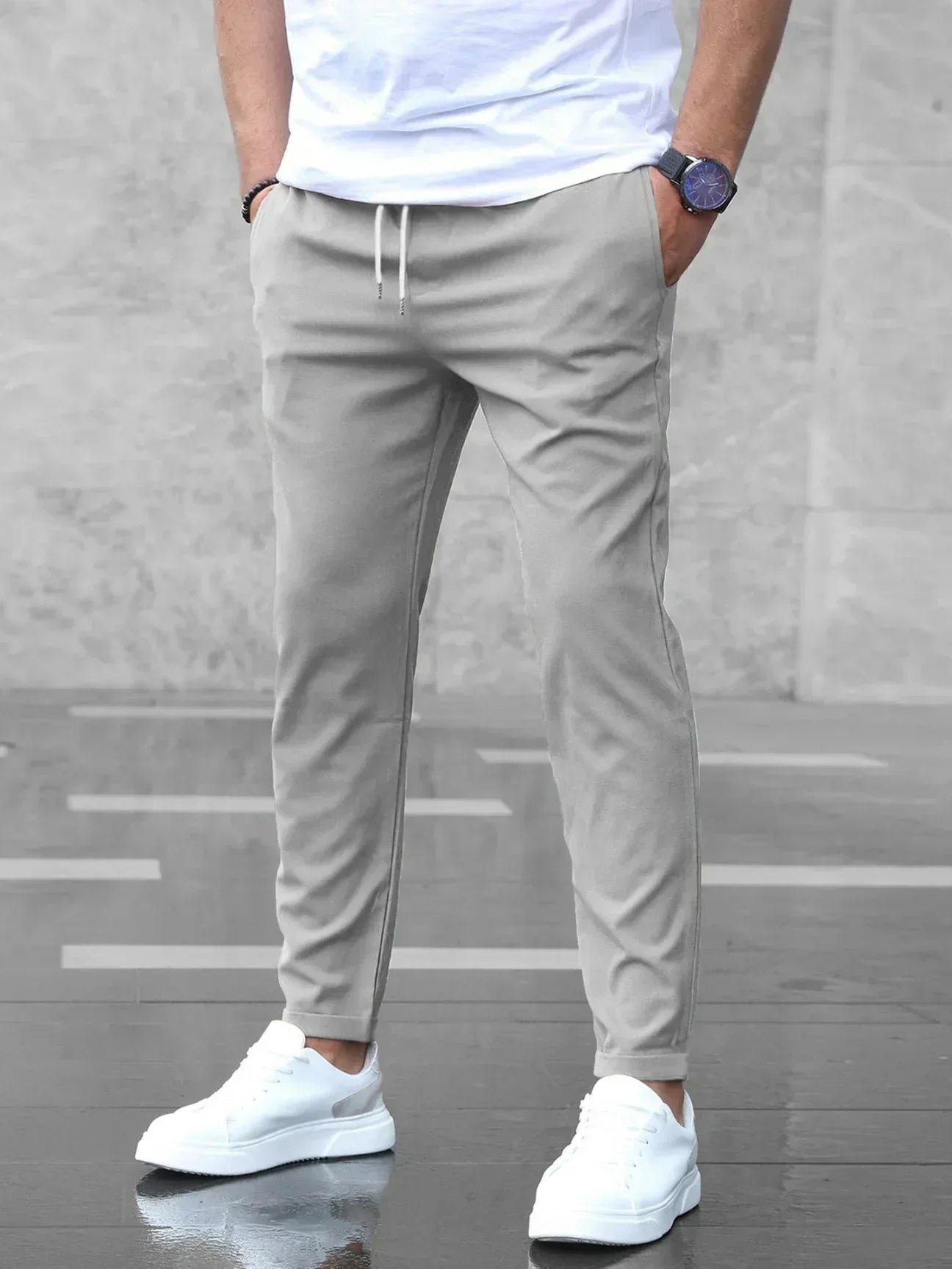 Elegant Stretch Pants for Men - Comfortable Fit, Versatile Style