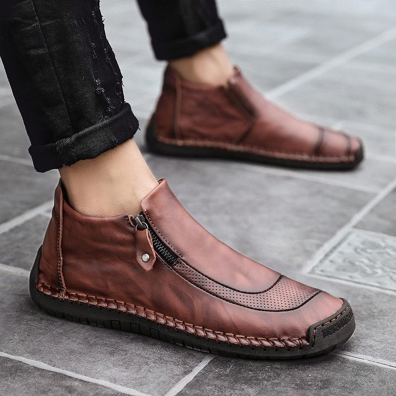 Handcrafted Men's Casual Ankle Boots with Round Toe Design