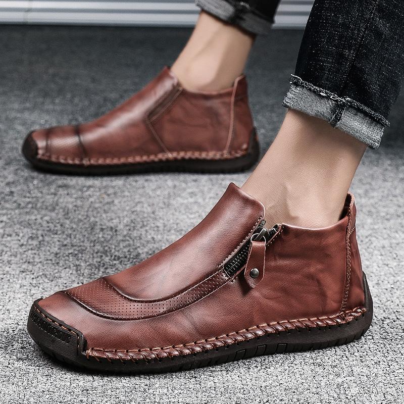 Handcrafted Men's Casual Ankle Boots with Round Toe Design