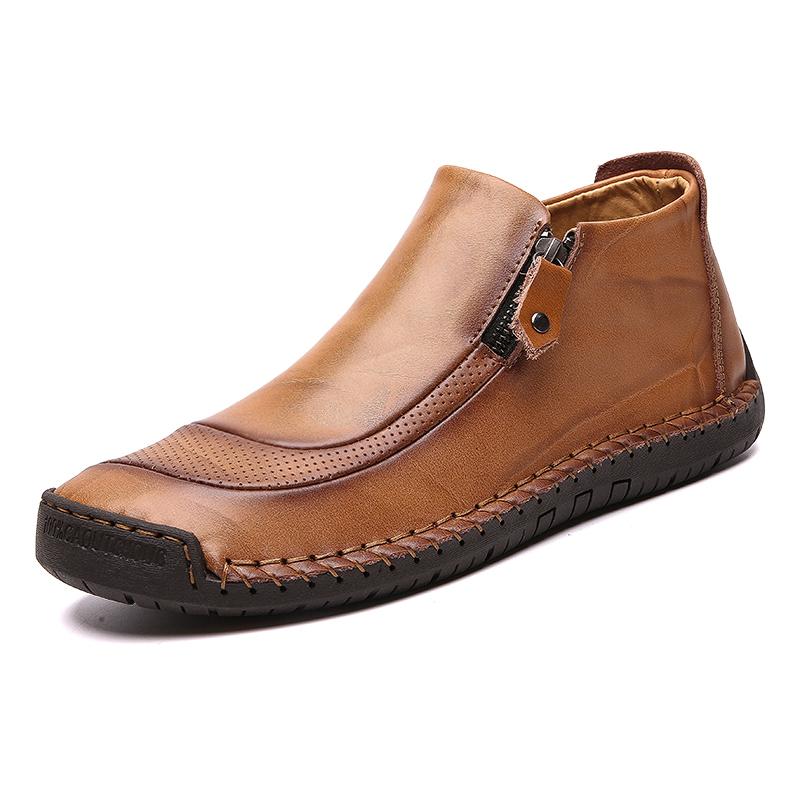 Handcrafted Men's Casual Ankle Boots with Round Toe Design