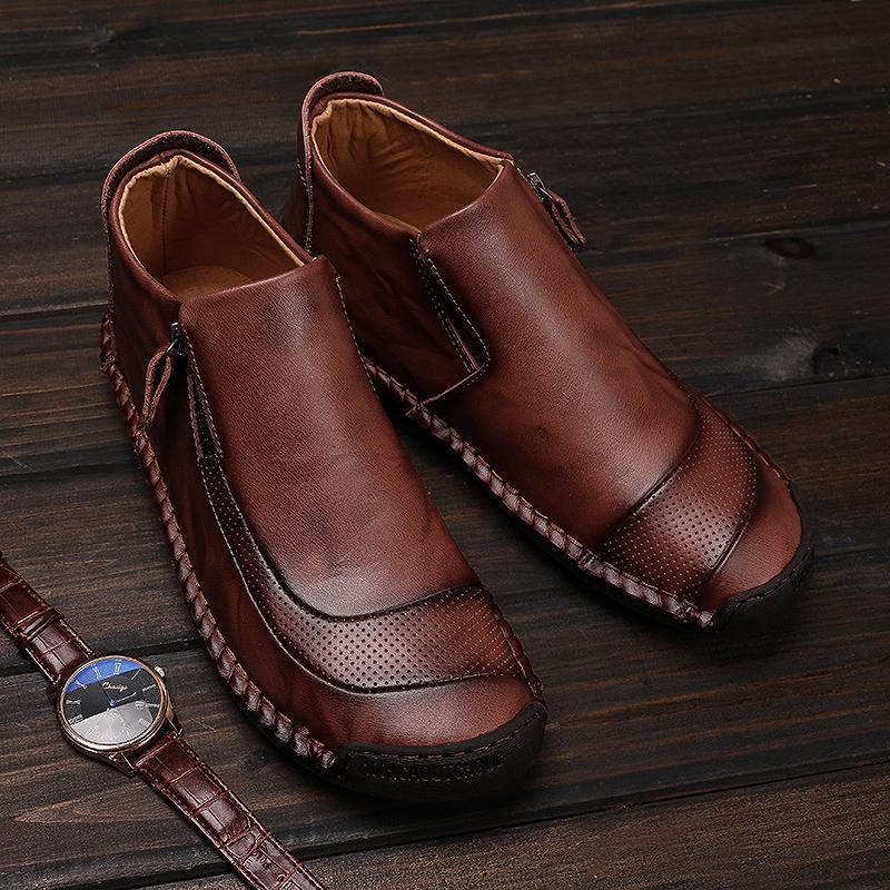 Handcrafted Men's Casual Ankle Boots with Round Toe Design