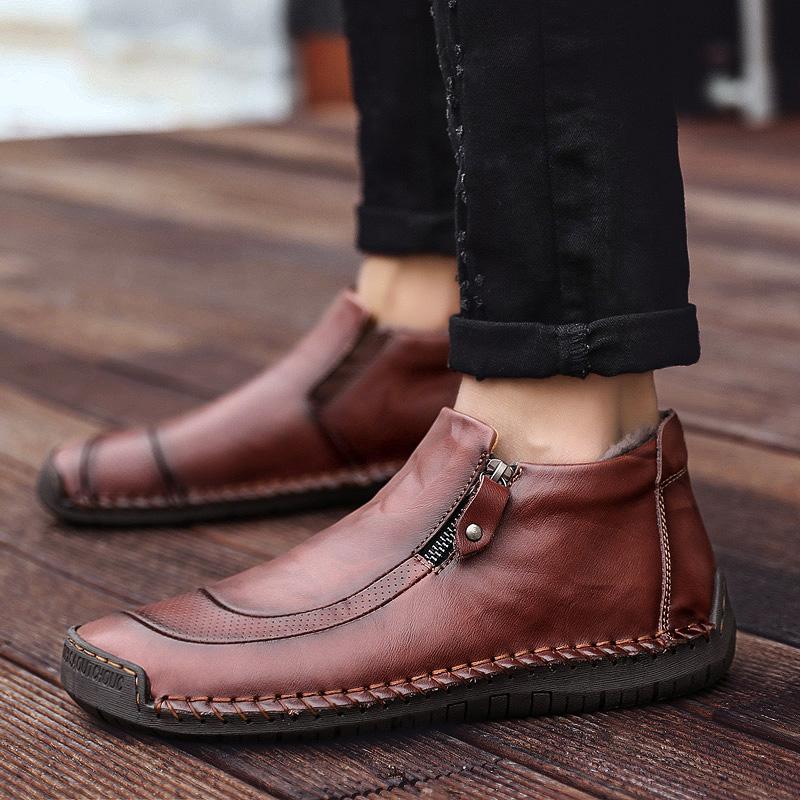 Handcrafted Men's Casual Ankle Boots with Round Toe Design