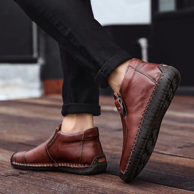 Handcrafted Men's Casual Ankle Boots with Round Toe Design