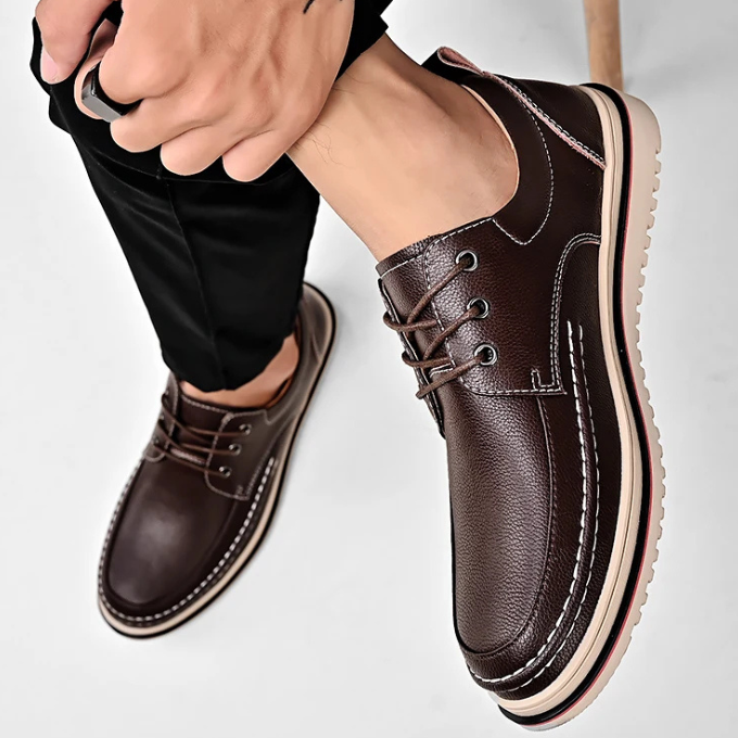 Men's Moc-Toe Derby Shoes in Black and Dark Brown