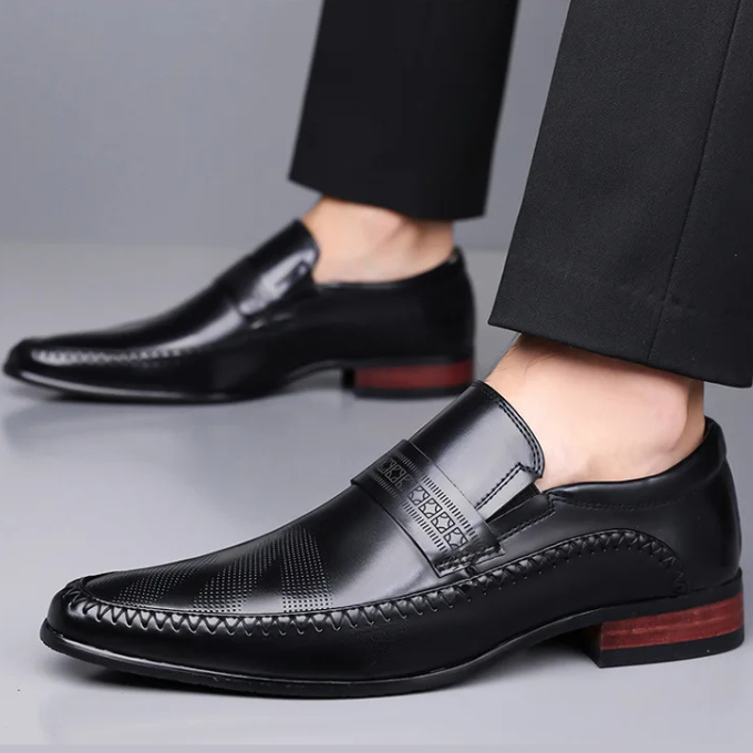 Glossy Leather Men's Dress Shoes with Wood-Detailed Heel