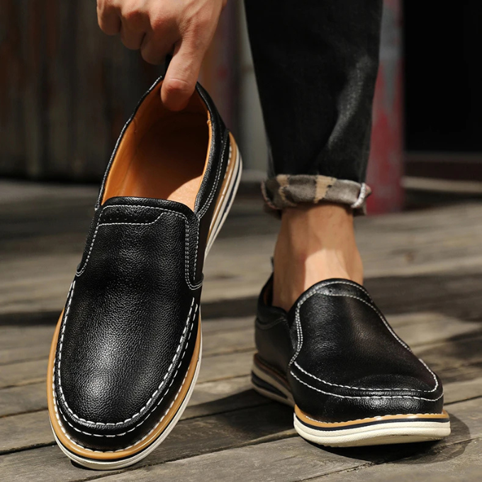 Men's Pebbled Leather Moc-Toe Slip-On Loafers