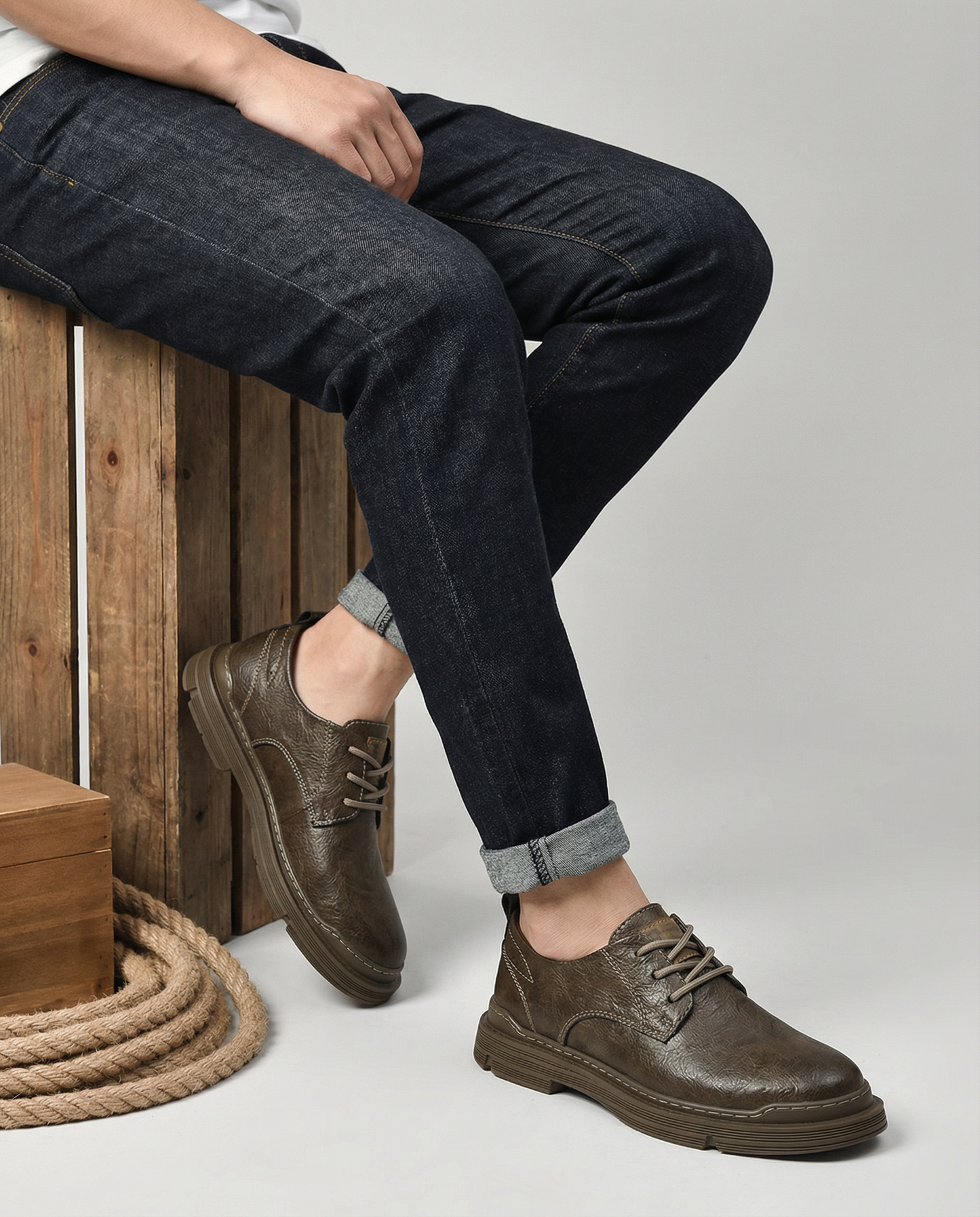 Men's Premium Leather Derby Shoes for Comfort and Durability