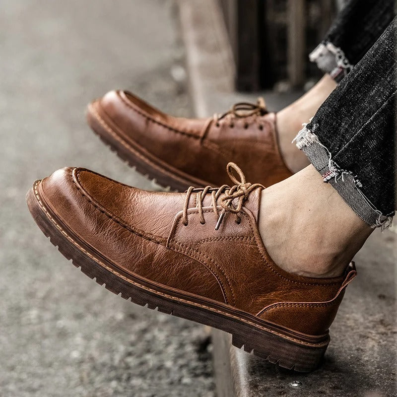 Men's Durable Leather Loafers with Rugged Sole