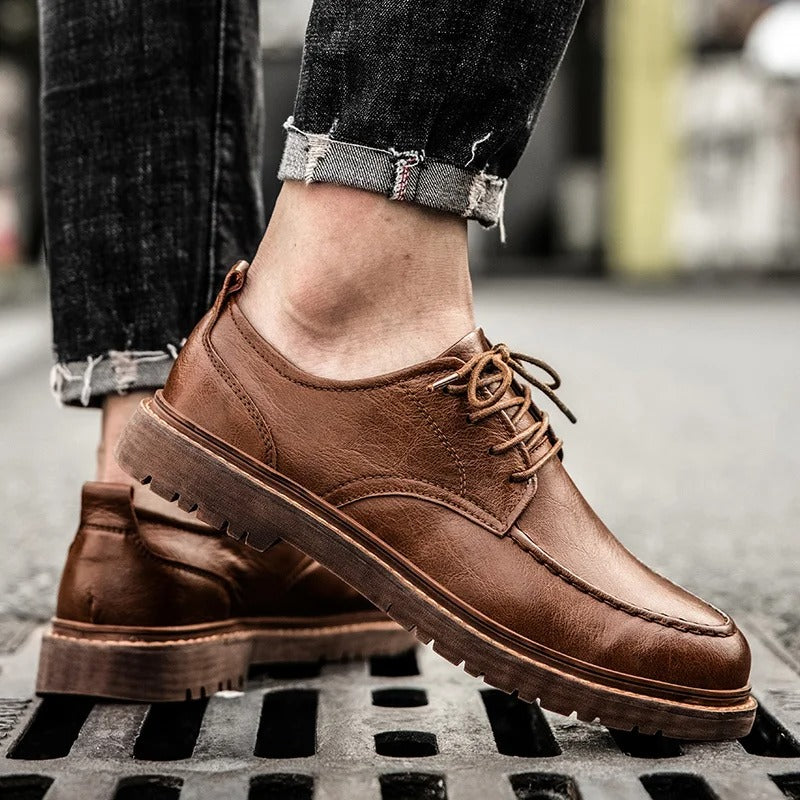 Men's Durable Leather Loafers with Rugged Sole