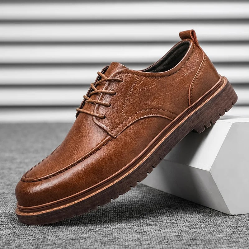 Men's Durable Leather Loafers with Rugged Sole