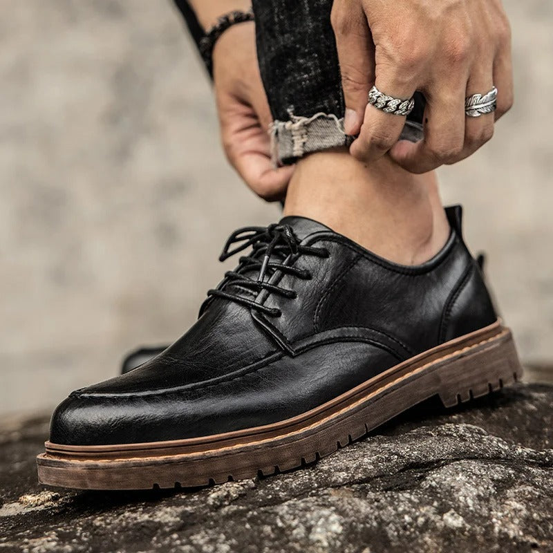Men's Durable Leather Loafers with Rugged Sole