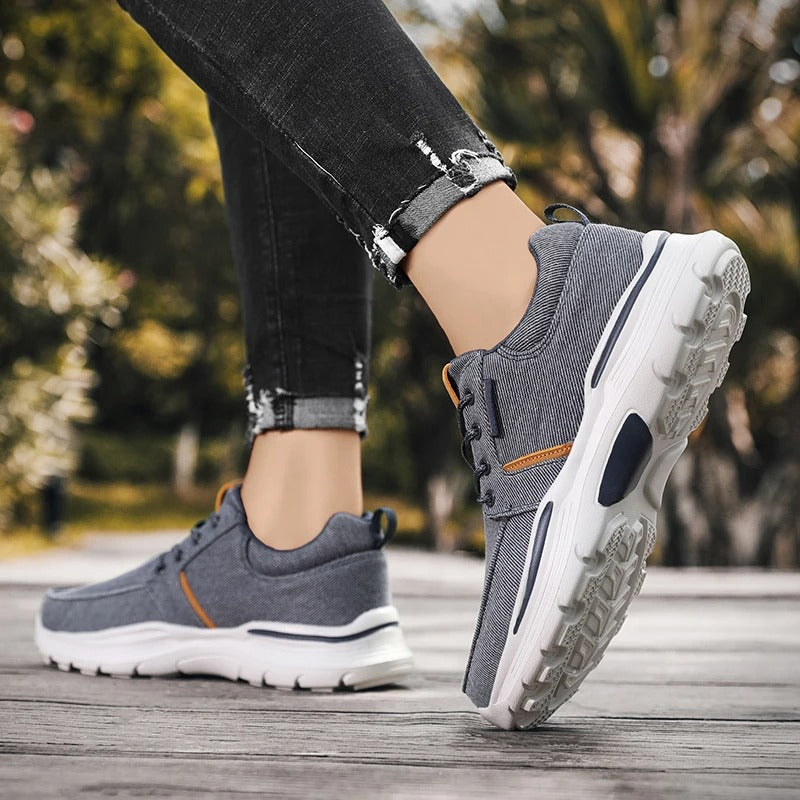Men's Lightweight Canvas Moc-Toe Sneakers