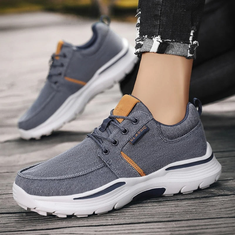 Men's Lightweight Canvas Moc-Toe Sneakers