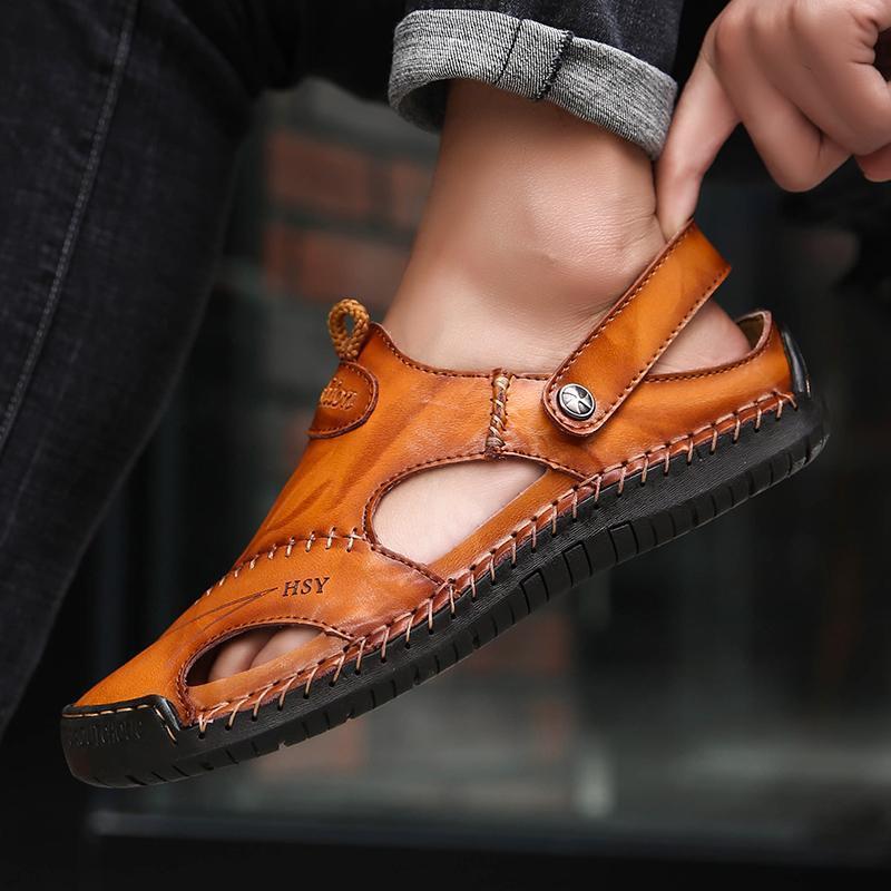 Men's Hand-Stitched Closed-Toe Outdoor Sandals for Comfort and Durability