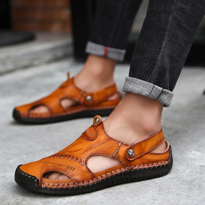 Men's Hand-Stitched Closed-Toe Outdoor Sandals for Comfort and Durability