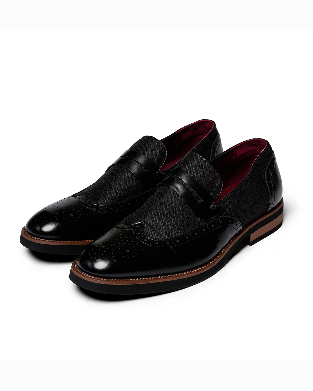 Men's Wingtip Hybrid Loafers with Textured Midpanel