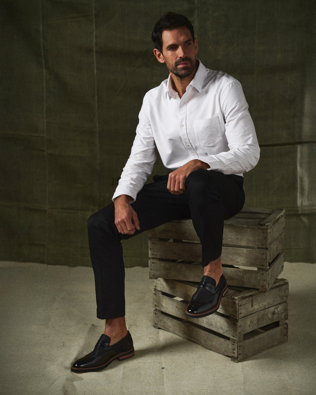 Men's Wingtip Hybrid Loafers with Textured Midpanel