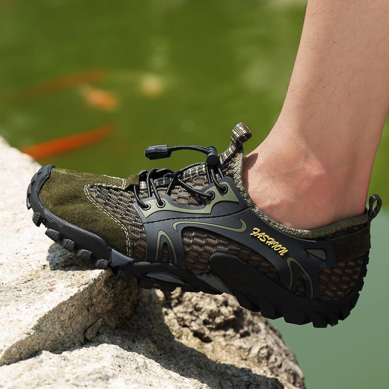 Men's Lightweight Water-Resistant Hiking Shoes
