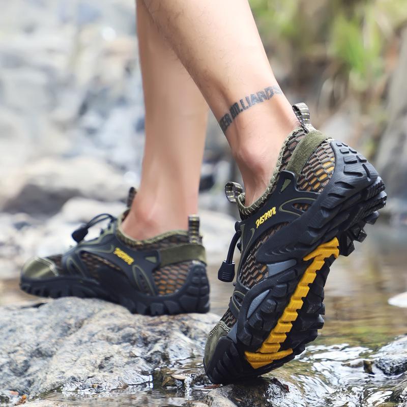Men's Lightweight Water-Resistant Hiking Shoes
