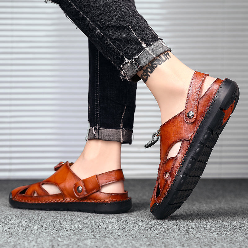 Men's Closed Toe Outdoor Sandals with Breathable Insole