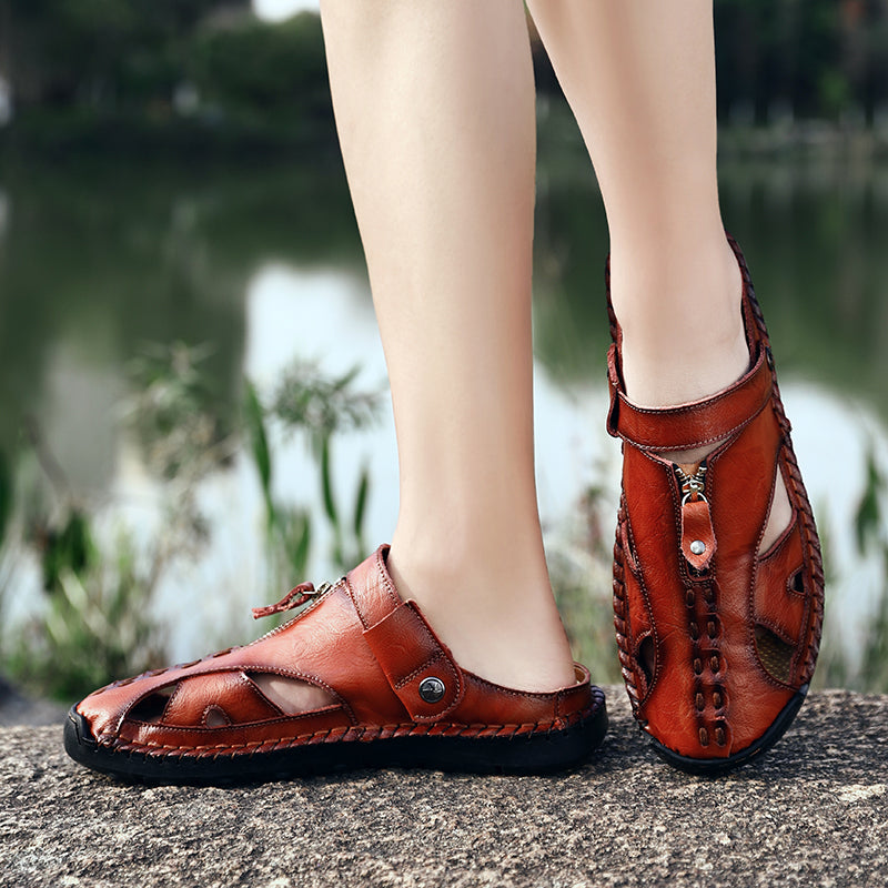 Men's Closed Toe Outdoor Sandals with Breathable Insole