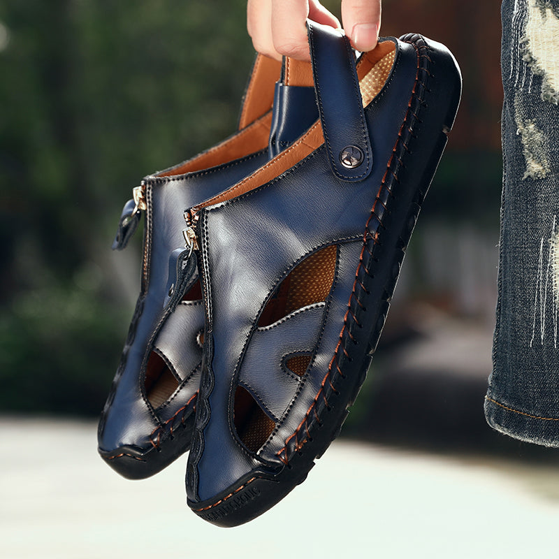 Men's Closed Toe Outdoor Sandals with Breathable Insole