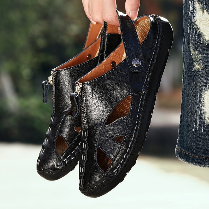 Men's Closed Toe Outdoor Sandals with Breathable Insole