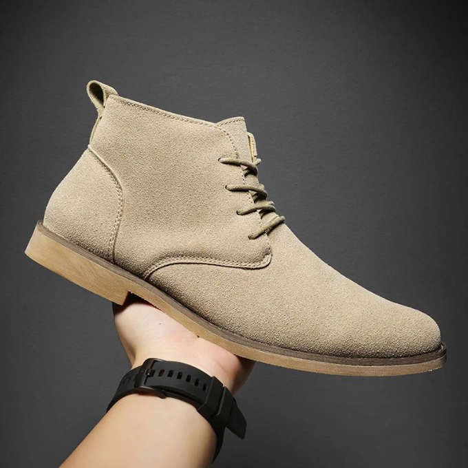 Men's Soft Leather Chukka Boots with Supportive Ankle Design