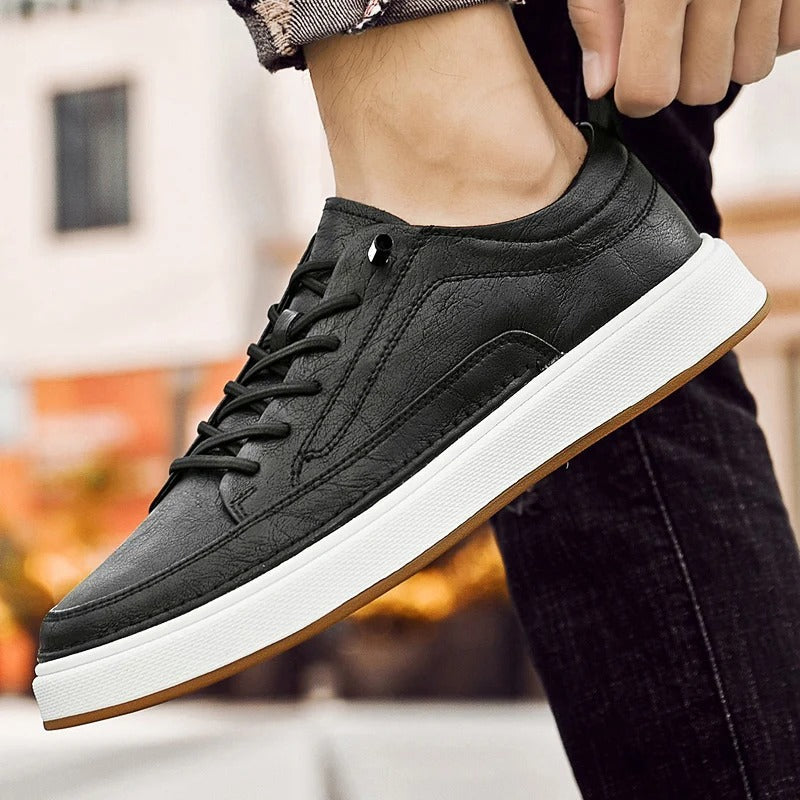 Men's Premium Urban Classic Sneakers - Comfortable Casual Footwear in Black and Dark Brown