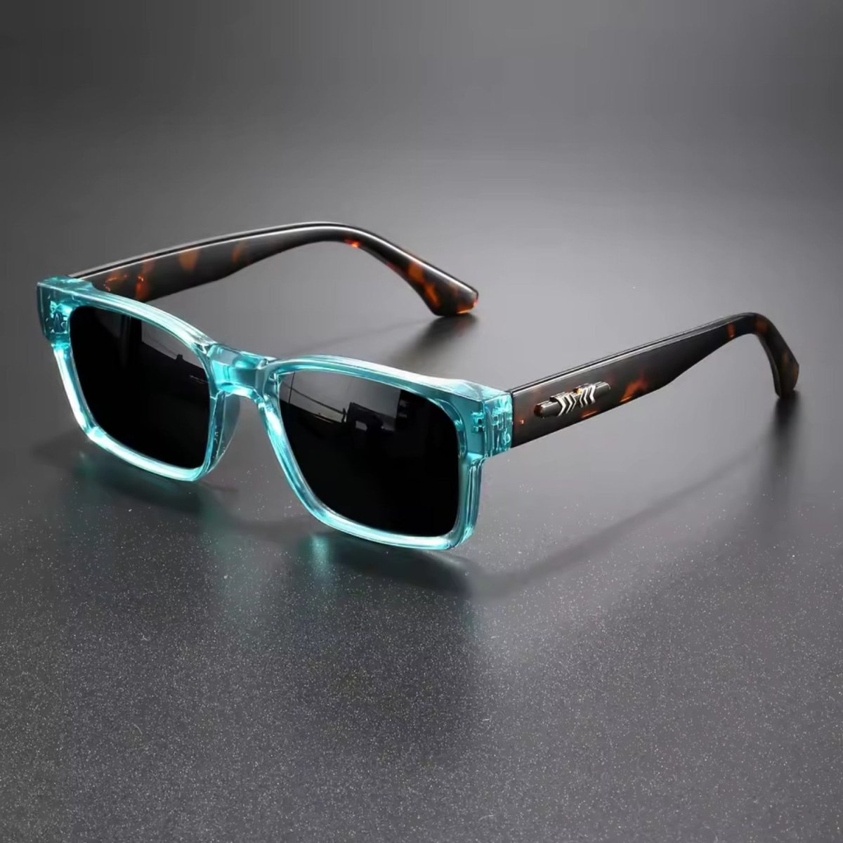 Men's Retro Square Sunglasses with UV400 Protection