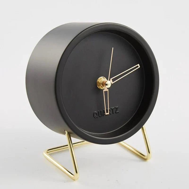 Minimalist Quartz Wall Clock with Silent Face