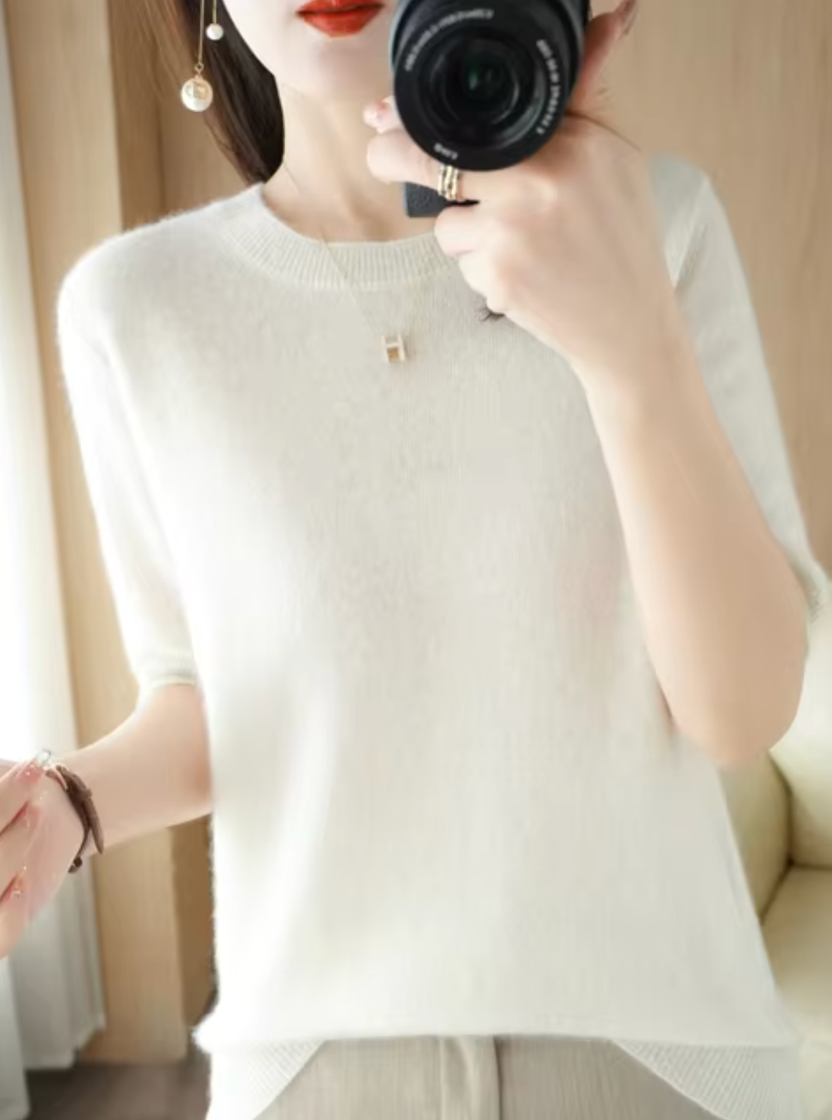 Short-Sleeved Wool Cashmere Sweater for Transitional Weather