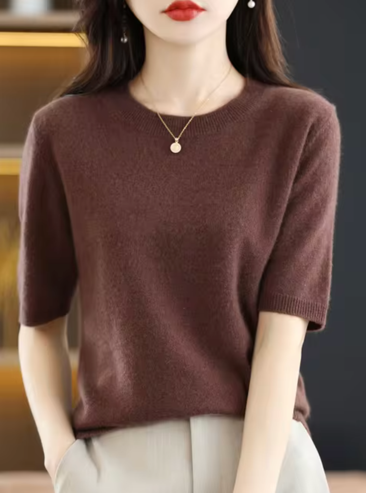 Short-Sleeved Wool Cashmere Sweater for Transitional Weather