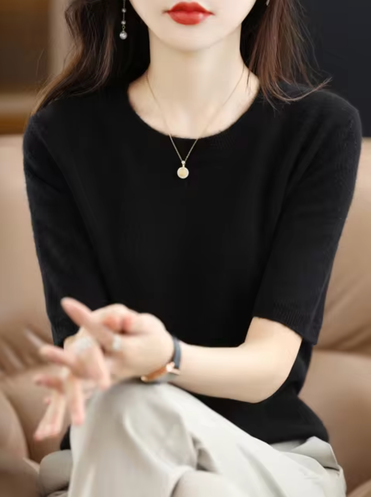 Short-Sleeved Wool Cashmere Sweater for Transitional Weather