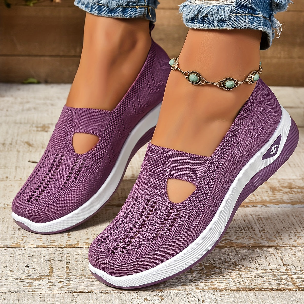 Lightweight Slip-On Shoes for Women with Orthopedic Comfort
