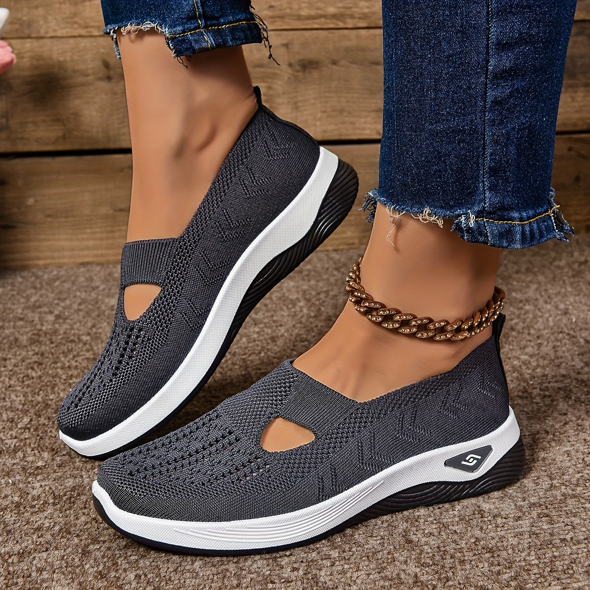 Lightweight Slip-On Shoes for Women with Orthopedic Comfort